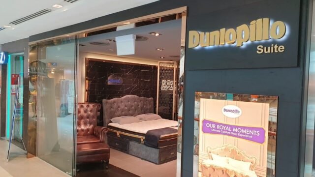00_dunlopillo-plaza-singapura-storefront-1.jpg