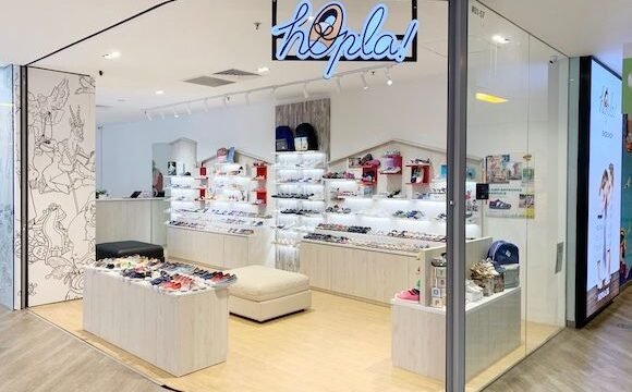 hopla-storefront.jpg