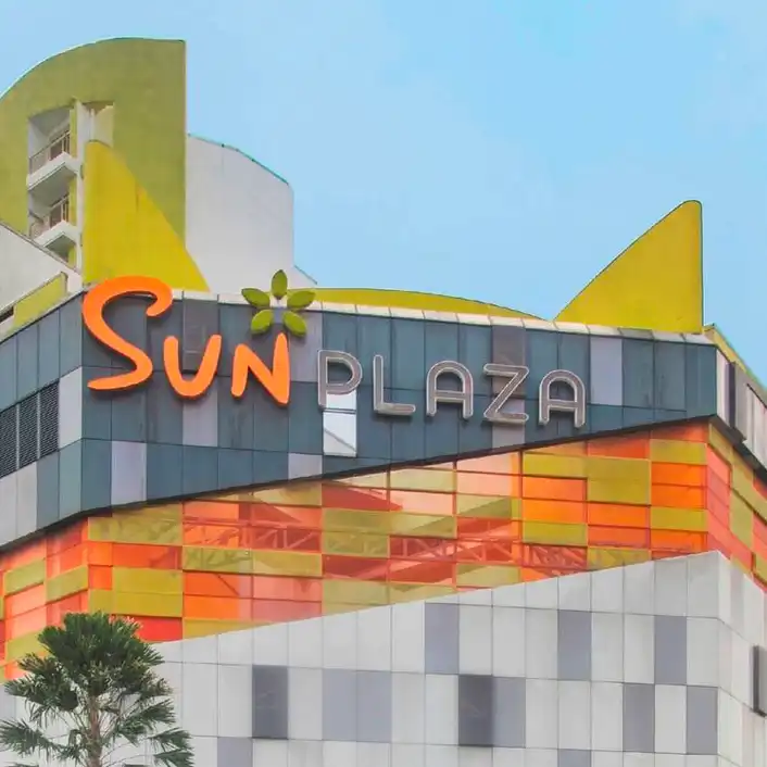 Sun Plaza Mall